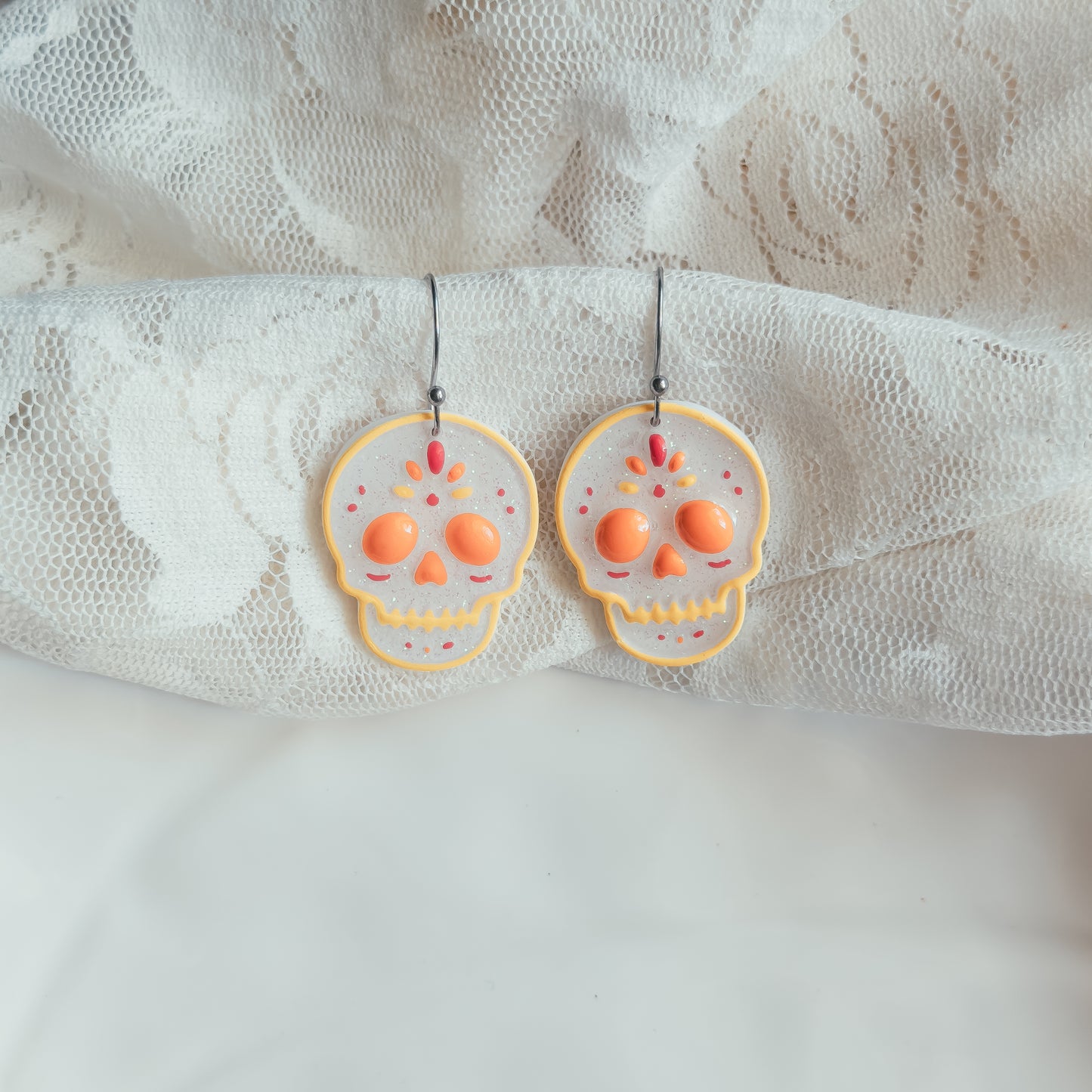 Muertos Skull Dangle Earrings